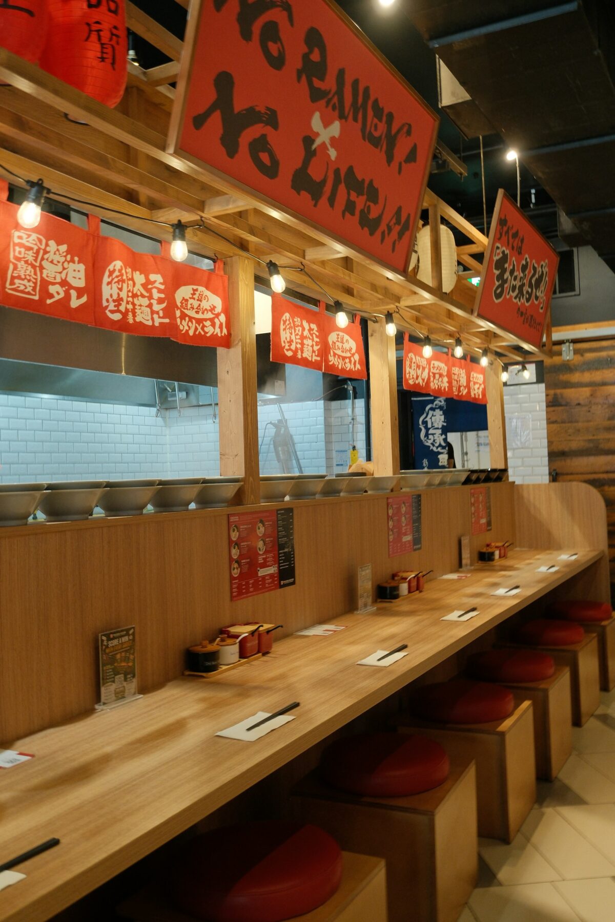 Cash, Cards and IC Cards: How Payments Work in Japan Counter and seating at a restaurant in Japan