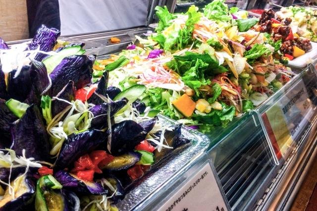 How to Enjoy a Rainy Day in Japan: Ideas for Travellers Colourful salads and deli dishes on display at a department store food hall